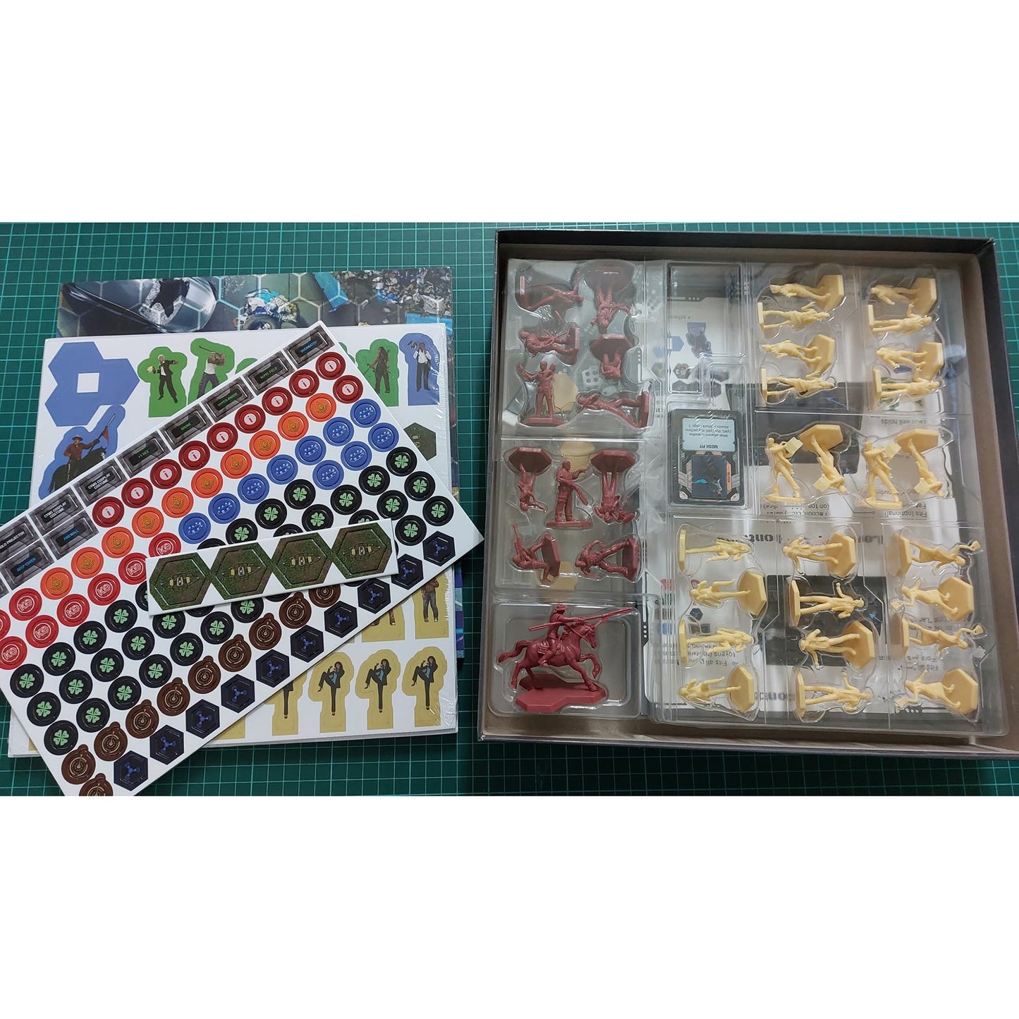 Dead Alive Games Omicron Protocol - Miniatures Board Game, An Intra-Apocalyptic Squad, Dead Alive Games, Competitive/Cooperative