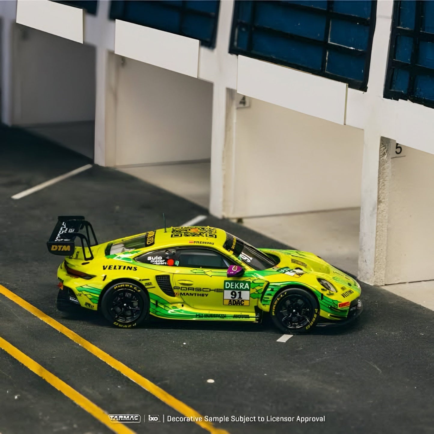 Tarmac Works IXO 1:64 Porsche 911 GT3 R Hobby64 DTM Champion 2023