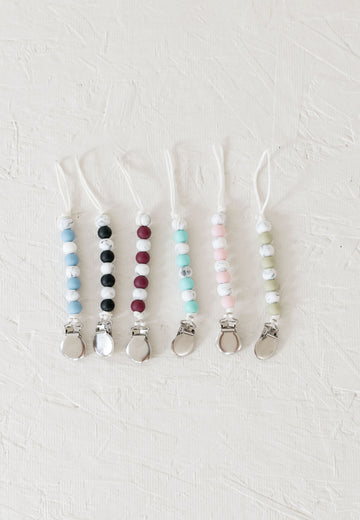Finch Pacifier Clip