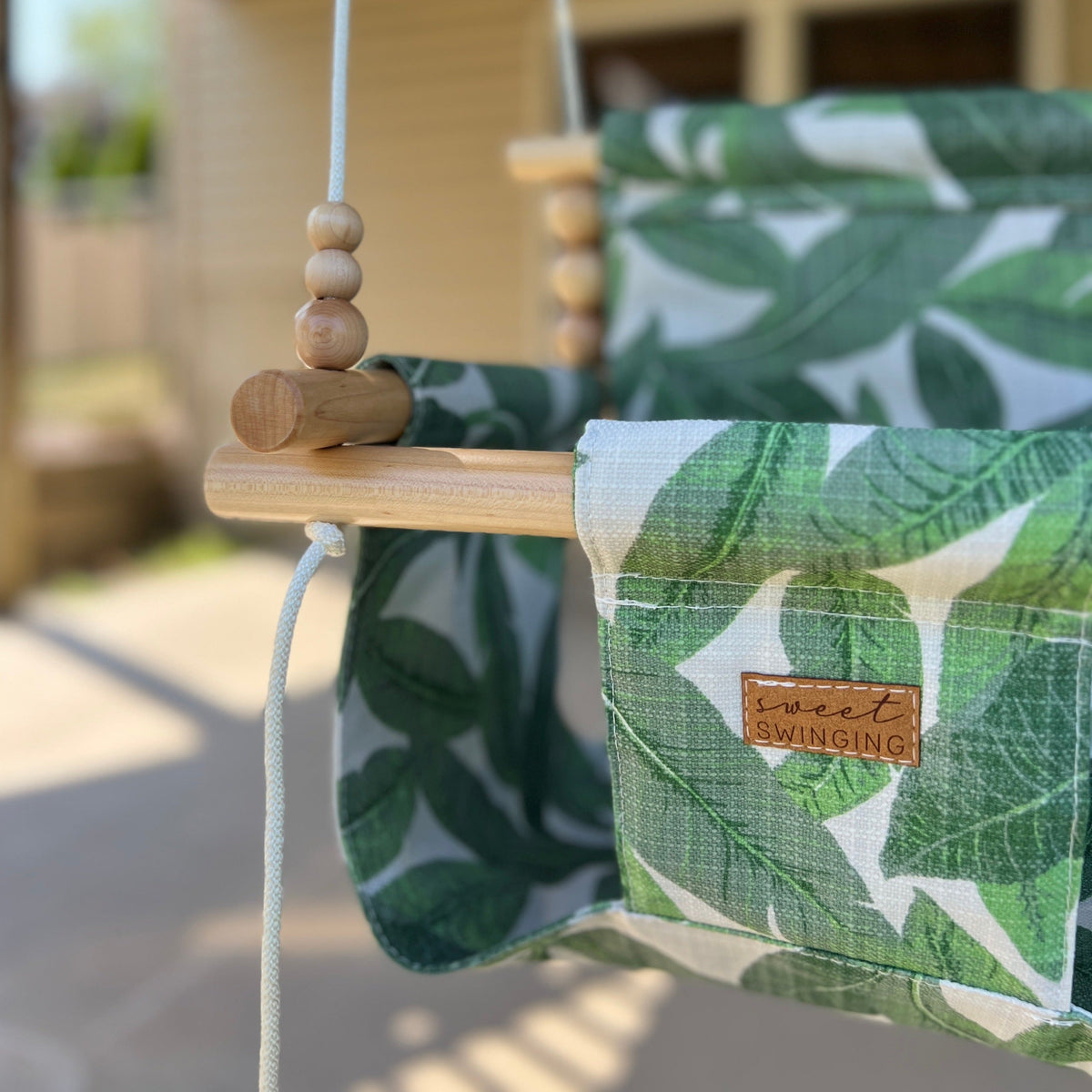 Outdoor Baby & Toddler Swing-Tropical Leaf