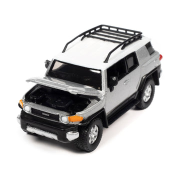 Johnny Lightning 2007 Toyota FJ Cruiser Diecast Model 1:64 Factory Zinc JLSP278A