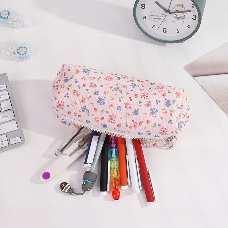 2025 New Small Floral Pencil Bag, Simple and High-Looking Student Stationery Bag, Large Capacity Pencil Bag, Makeup Storage Bag