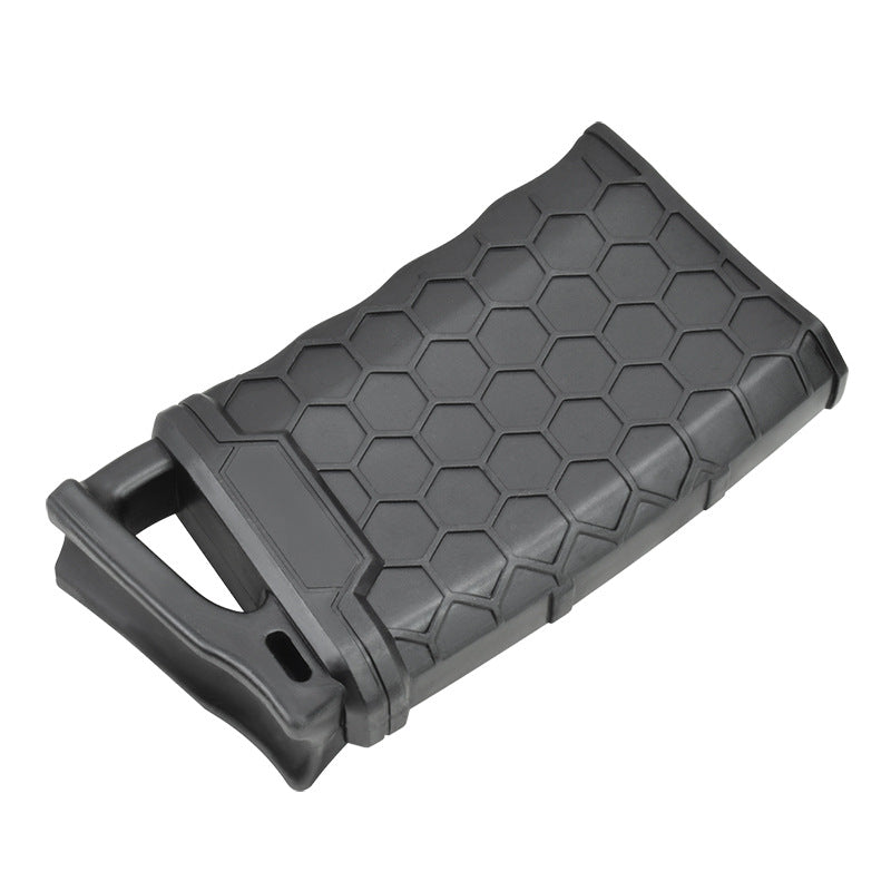 Cross-border Amazon new honeycomb M4 magazine quick pull rubber sleeve 5.56 non-slip magazine sleeve universal soft rubber sleeve