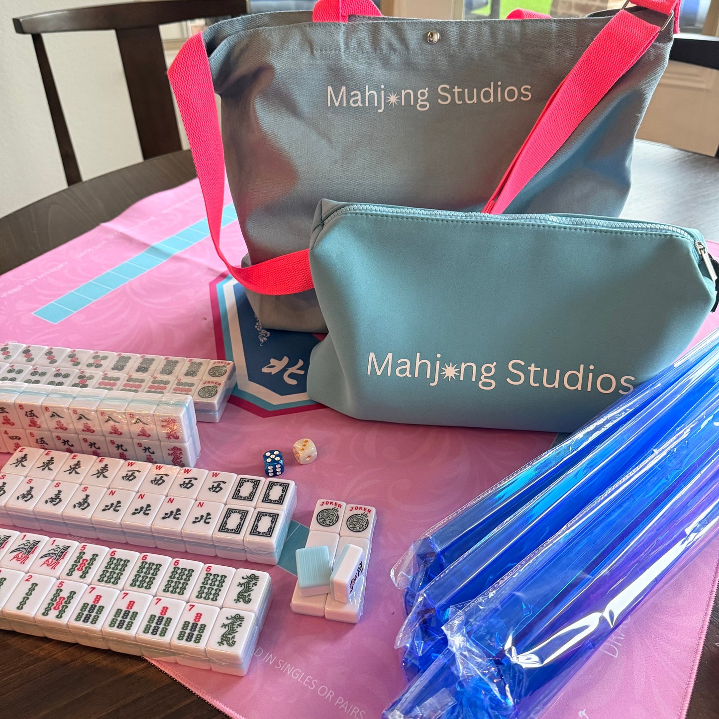 All In One - Mahjong Bundle - American Mahjong Set 166 2-Color Tiles - Blue & Pink Bag