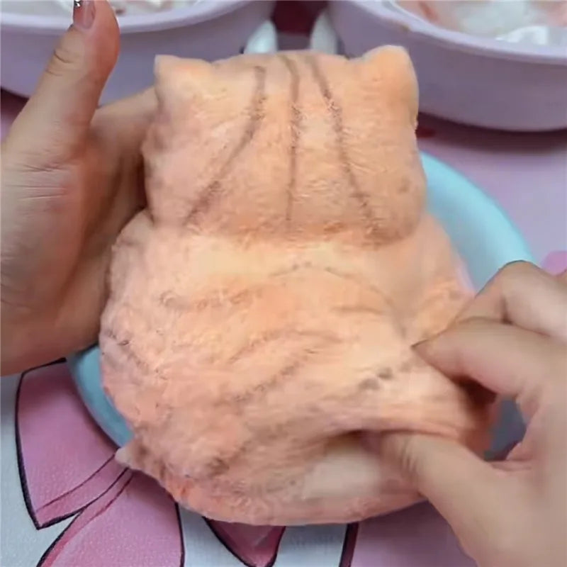 Kawaii Lucky Cat Siamese Cat Soft Slow Rising Squeeze Stress Relief Sensory Fidget Toy Plush Desktop Ornamen Anxiety Relief Toy
