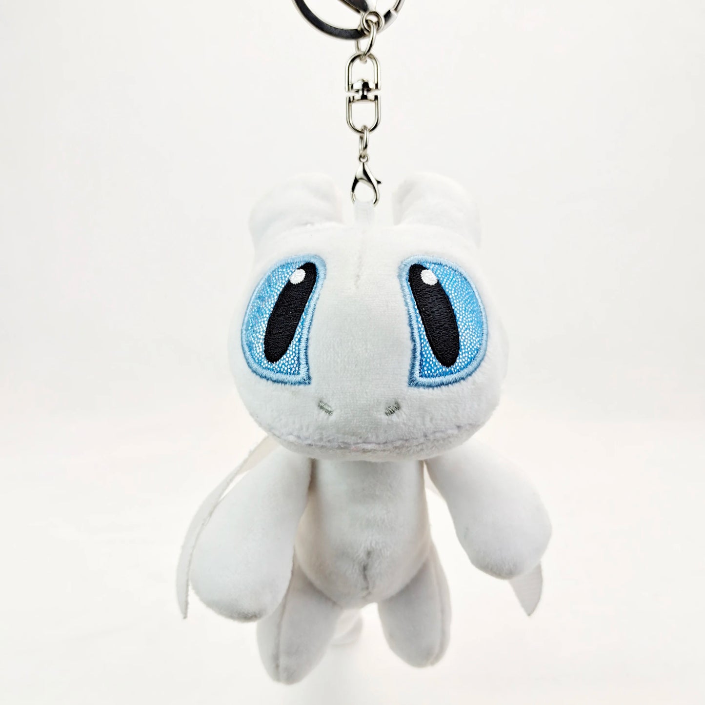 2026 New Cute Cartoon Instagram Black and White Flying Dragon Series Metal Plush Keychain Bag Pendant Accessories Gift