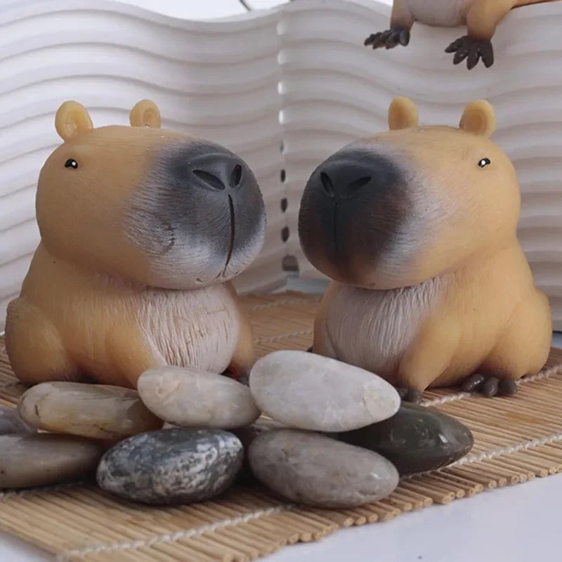 Mini Capybara Pinch Statue Stretchable Squeeze Fidget Capybara Figurines Soft Cartoon Animal Figure Home Decor Creative Gift