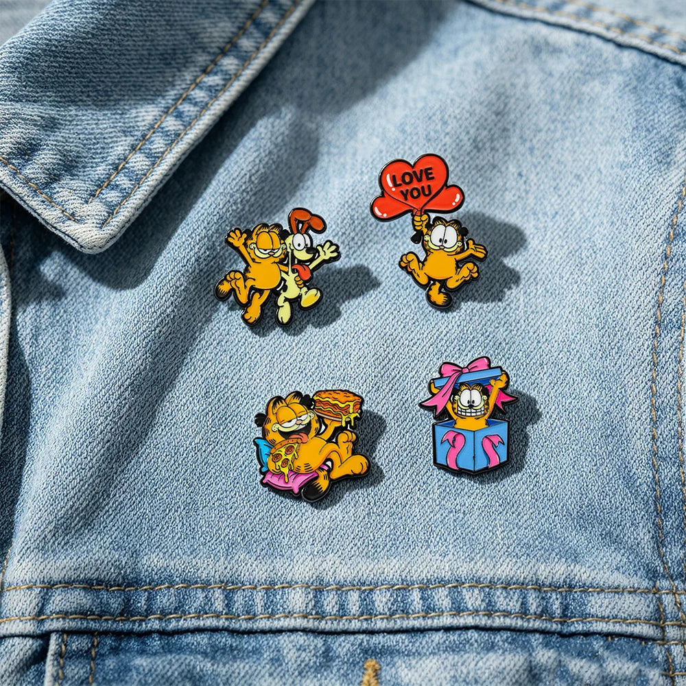 4 Pieces of Random Shipping New Cute Kitten Series Brooch Creative Personality Animation Peripheral Cartoon Cat Set Badge