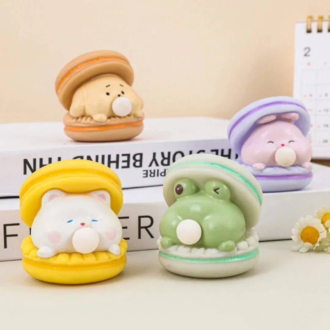 Creative Spit Bubble Burger Squishy Toy Cute Macaron Cartoon Stress Relief for Adults Office Vent Prank Desktop Decor Ornaments