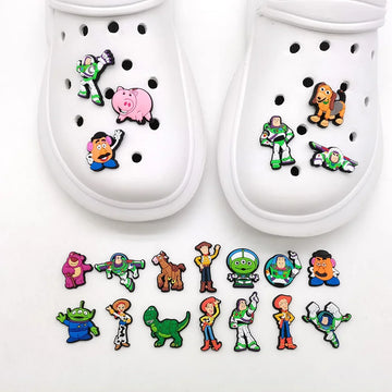 MESUCA 20pcs Buzz Lightyear Shoe Charms for Clogs Bubble Slides Sandals PVC Shoe Decorations Accessories for Christmas Gift@