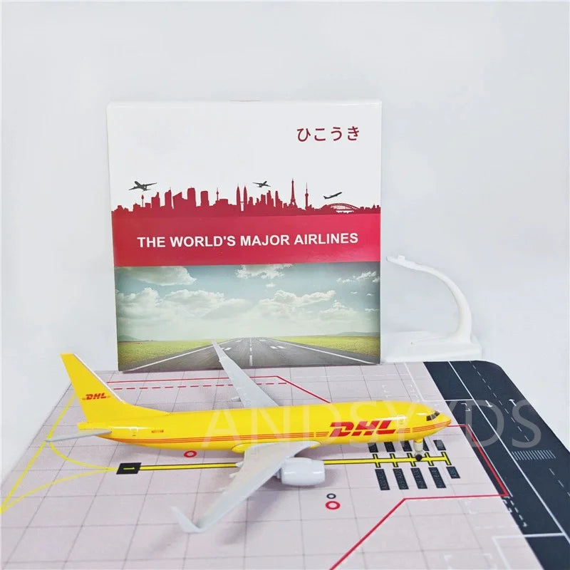 1:300 Scale 20cn DHL Airlines 737 Airplane Models Alloy Diecast Airplane Model Toy Aircraft Plane Model Toy for Collection