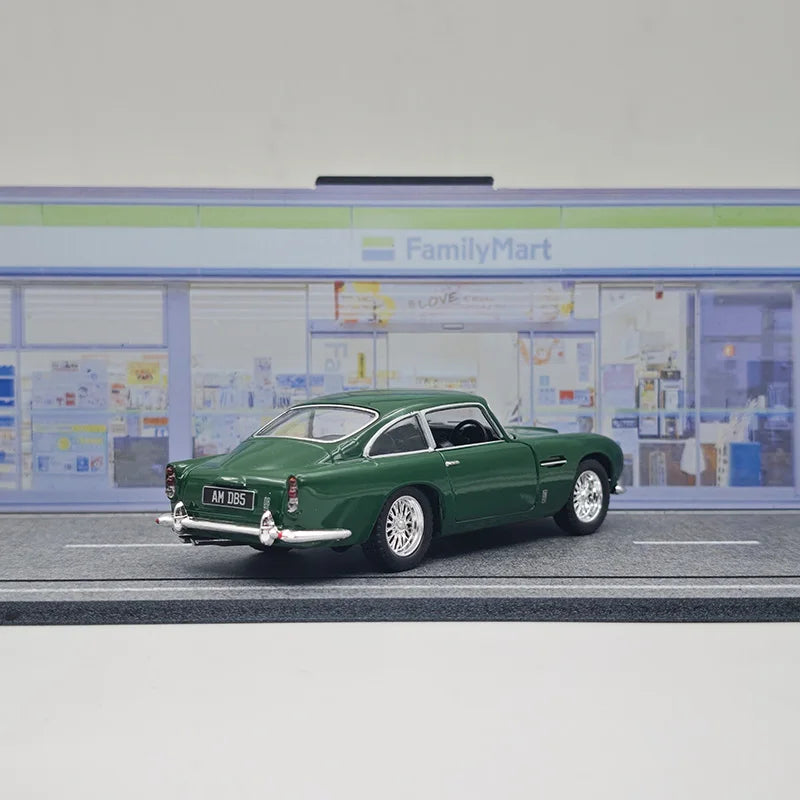 kinsmart Aston Martin DB5 Classic Car Alloy Diecast Car Model 1/38 Toy With Pull Back Male Gift Toy Collection
