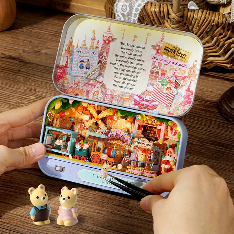 DIY Wood DollHouses Handmade Funny Box Theatre Miniature Box Cute Doll Houses Assemble Kits Gift Wooden Toys For Girls