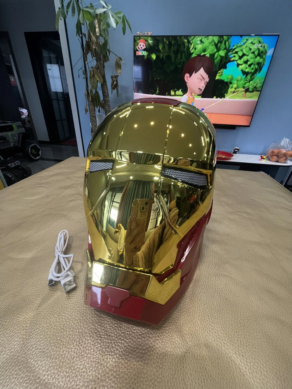 2026 New 1:1 Sci-Fi Mecha Anime Peripheral Helmet Electric Wearable Voice Control Cosplay Mask Model Adult Collectible Toy Gifts