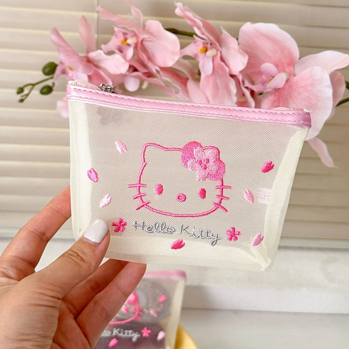 Hello Kitty Cartoon Peripheral Women's Makeup Storage Bag, Cute Hello Kitty Storage Bag with White Mesh and Pink Embroidery