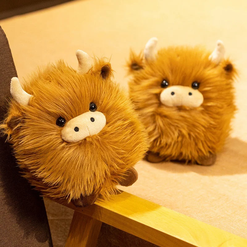 Simulation Kyloe Cream Highland Cow Animal Plush Toys Soft Stuffed Highland Sphere Cow Cattlle Plushie Gift for Kids Boys Girls