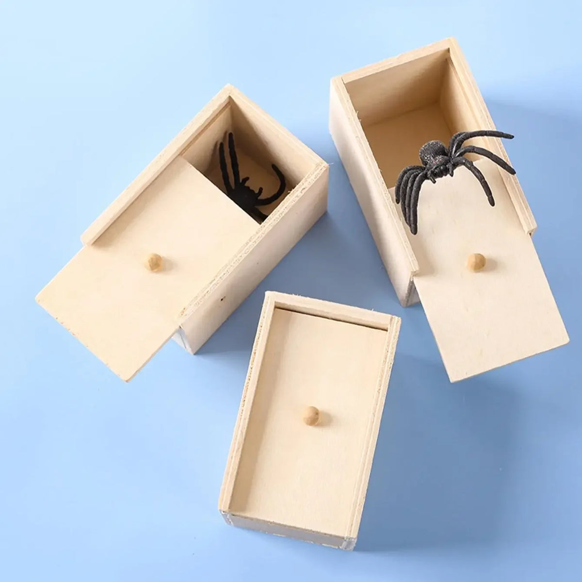 1PC-Wooden Prank Trick Practical Joke Home Office Scare Toy Box Gag Spider Parents Friend Funny Play Joke Gift Surprising Bo