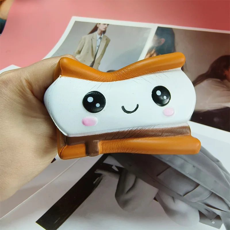 Slow Rebound Sandwich Cake PU Simulated Chocolate Expression Cake Squeeze Soft Stress Relief Toys for Children and Teenagers