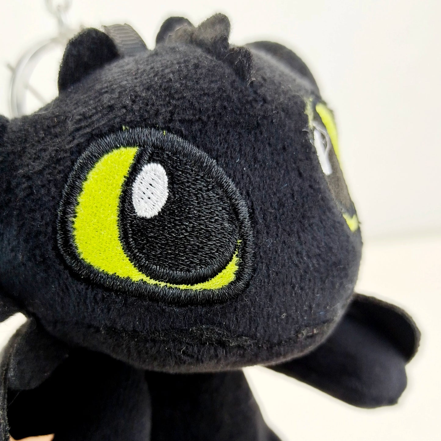2026 New Cute Cartoon Instagram Black and White Flying Dragon Series Metal Plush Keychain Bag Pendant Accessories Gift