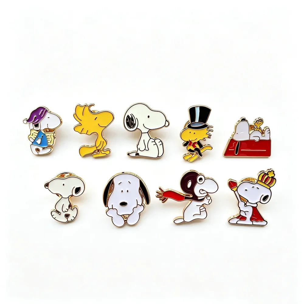 9pcs Snoopy & Woodstock Brooch Set Classic Cartoon Character Pins Collectible Accessories for Fans Kids Backpacks Fast Delievery