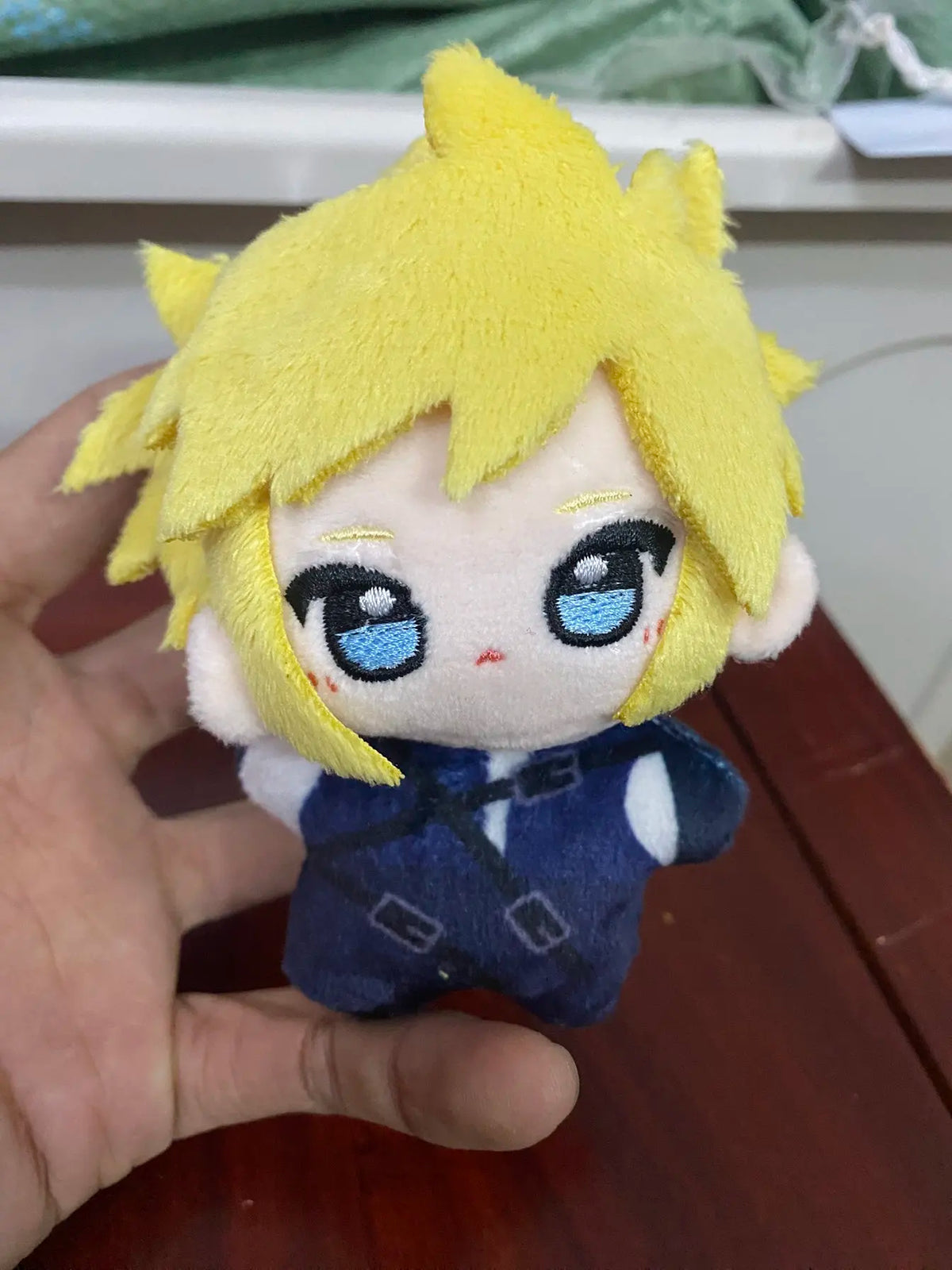 Final Fantasy VII Cloud Strife Cosplay Anime Plush 10CM Stuffed Body Plushie Cartoon Pendant Knapsack Ornament Birthday Gifts