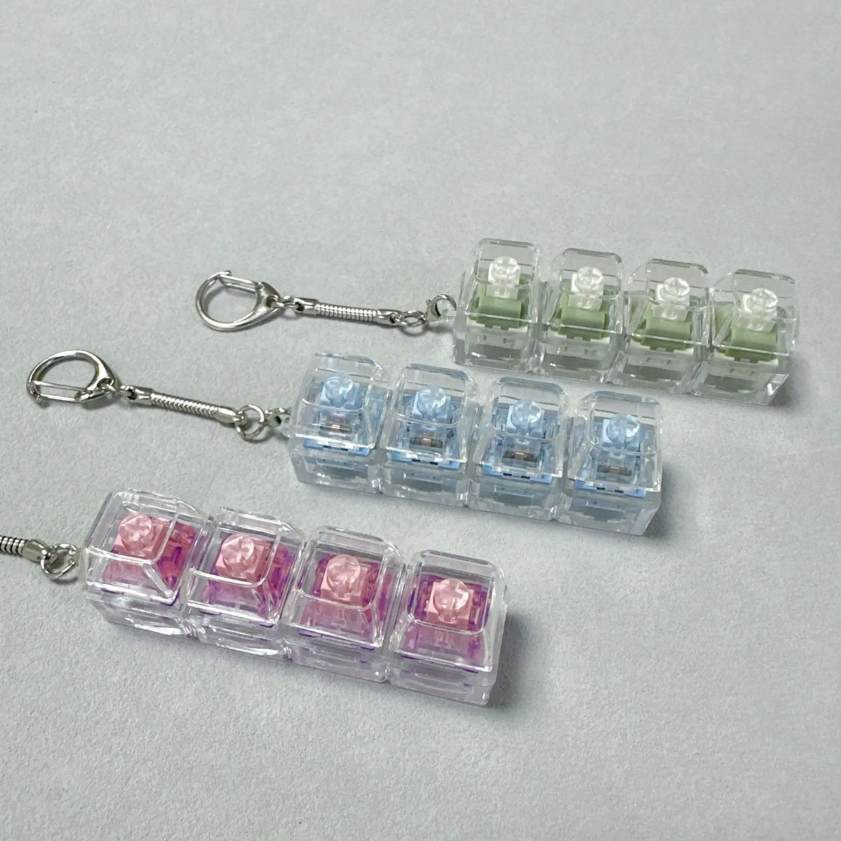 LED Keyboard Keychain Fidget Toys Crystal Clicker Sensory Toy for Stress Relief Keyboard Keychain Fidget Gadget for Adults Kids
