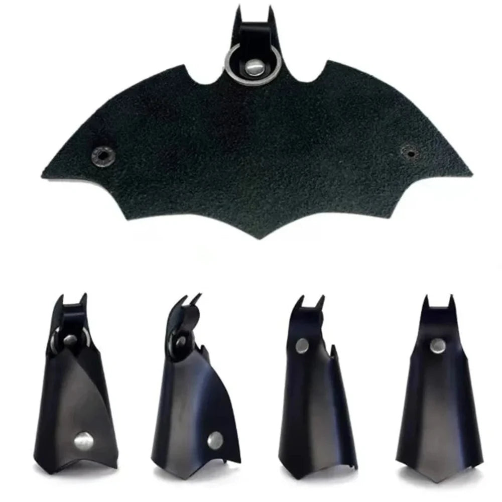 Superhero Bruce Wayne Cosplay Key Chain Leather Black Bat Pendant Keychain Metal Car Keys Keyring Unisex Halloween Accessories