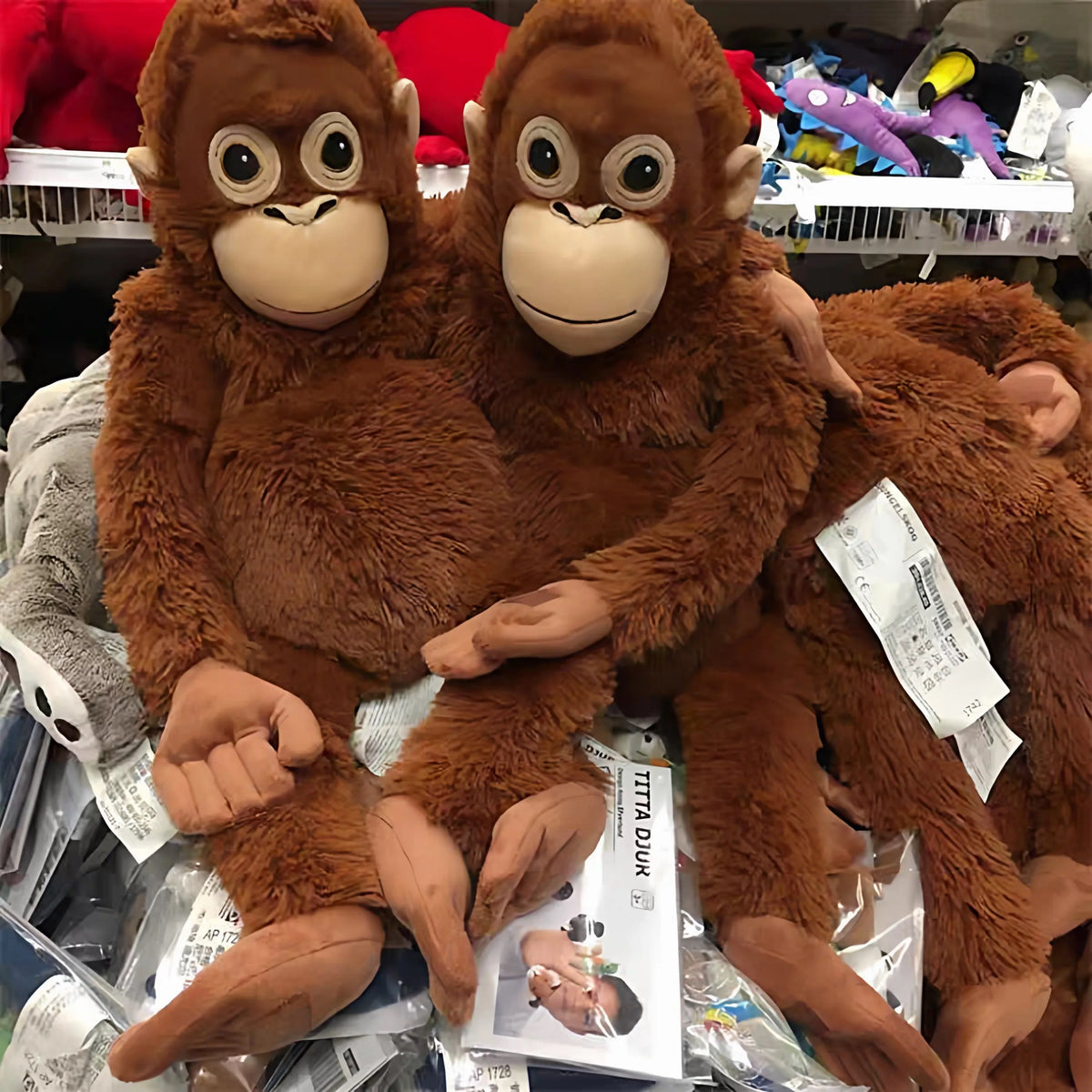 Kawaii Red Punch Monkey Plush Doll Cute Cartoon Gorilla Toy Super Soft Orangutan Stuffed Toy Sleeping Partner Birthday Gift Xmas