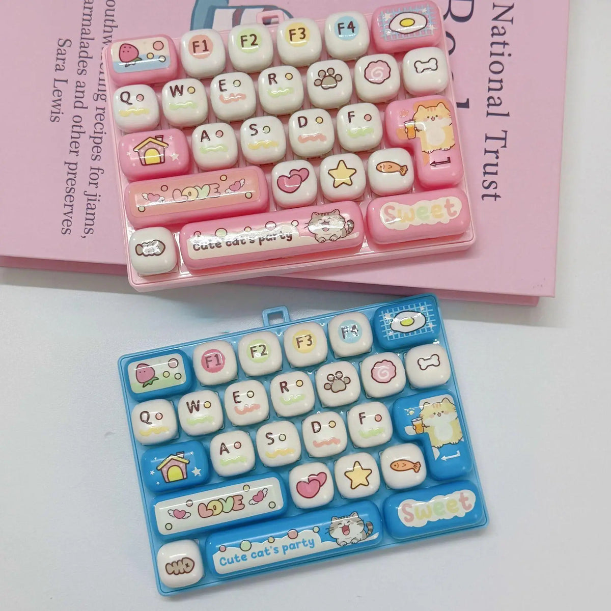 Cute 26 key stress reducing keyboard creative mechanical healing tool popular pendant small gift accessories