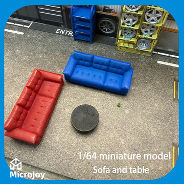 Detailed Scene: 1:64 Scale Miniature Model Repair Workshop Sofa Mini Ornament Sofa Coffee Table Scene with Vintage Decoration