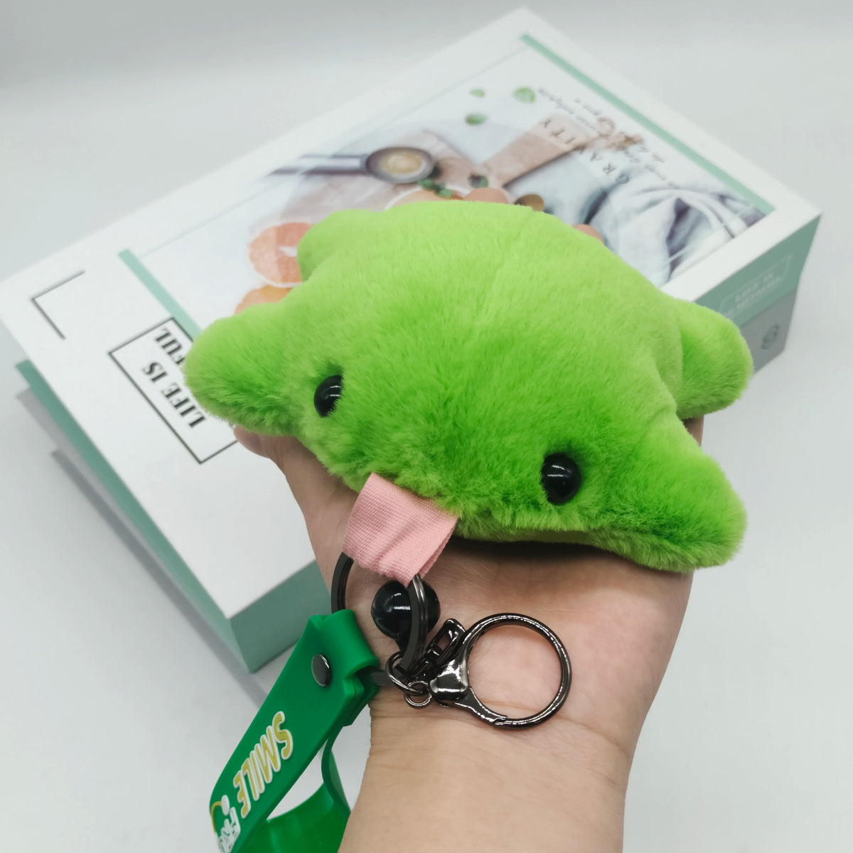 1pcs Green Frog Plush Toy Cute Pendant Kawaii Key Pendant Fashion Bag Pendant Suitable as an Easter Gift for Family and Friends