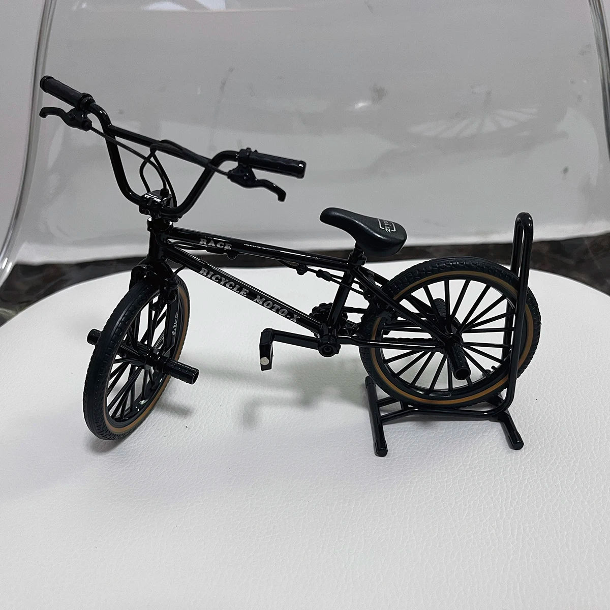 1:8 Mini Model Alloy Bicycle Diecast Decoration Metal Mountain Finger Black Bike Simulation Collection Gifts Toys for Boys