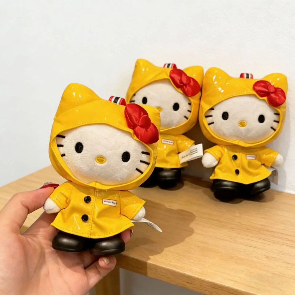 Cute Hello Kitty Plush Keychain Cartoon Yellow Raincoat KT Cat Stuffed Toys Dopamine Unique Backpack Doll Pendant Perfect Gifts