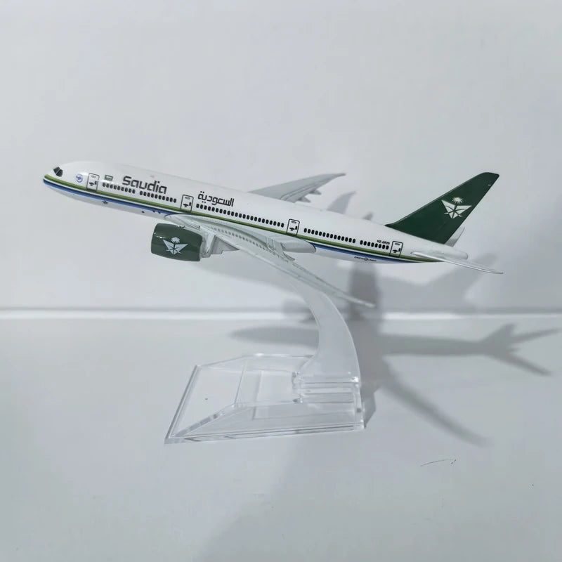 JASON TUTU 16cm Lufthansa Airbus A340 Plane Model Airplane Model Airbus Aircraft Model 1:400 Diecast Metal Airplanes Plane Toy