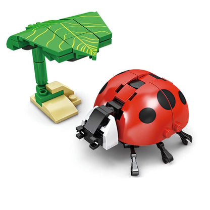 Creative Building Blocks Insect Model Bee Dragonfly Ant Mantis Children's Assembled Toys Interesting Animal Ornaments Gifts