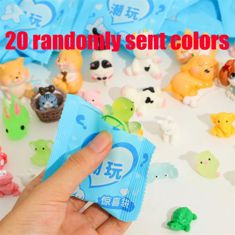 40 Pieces/Set Random Cartoon Blind Box Elephant Animal Mini Ornament Decoration Charm Resin Home Creative Children's Gift ﻿