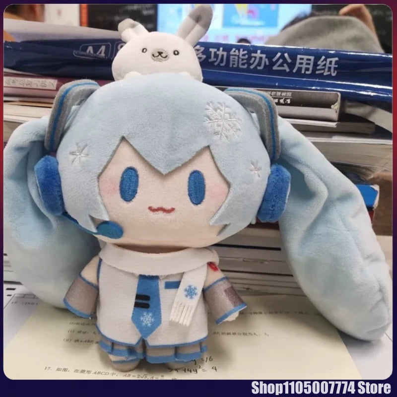 New Hot Hatsune Miku Winter Series Snow Future Top Top Treasure Kawaii Doll Fufu Plush Doll Pendant Girl Birthday Gift Cute