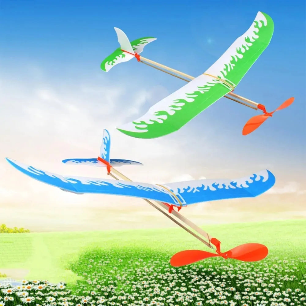 Rubber band airplane powered glider airplane set small ornaments flying games playing children, students and adults outdoor spor