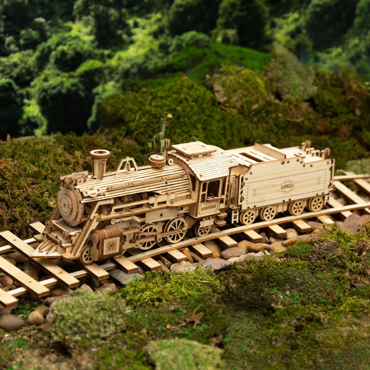 Robotime Classic Car 3D Wooden Puzzle Train Army Jeep Heavy Truck Vintage Car 1:15 Scale Model Building Kits for Kids