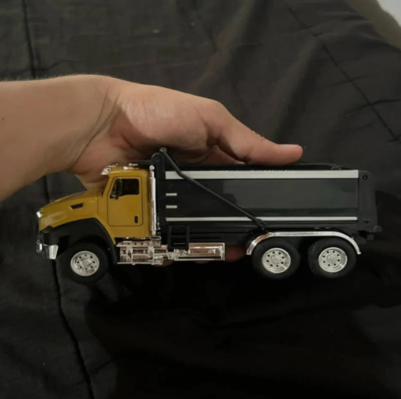 Kid Alloy Truck 1:50 Model Engineering Vehicle Excavator Bulldozer Head Dumper Truck Crane Tanker Toys Boy Children's Gifts