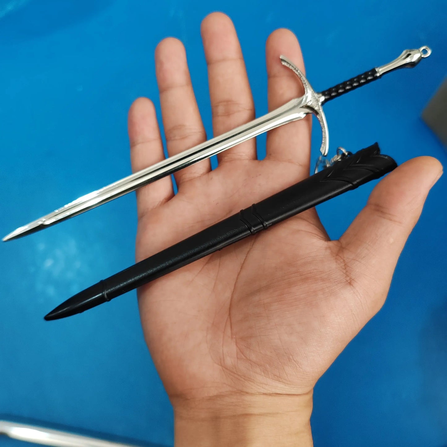22cm Elves Anduril Middle-earth Weapon Glamdring Aragorn Narthil Sword Metal Katana Samurai Sword Keychain Ornaments Gifts Toys