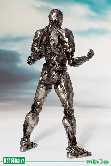 Dc Comics Sv214 Justice League Movie Cyborg Artfx+ Statue, Gray