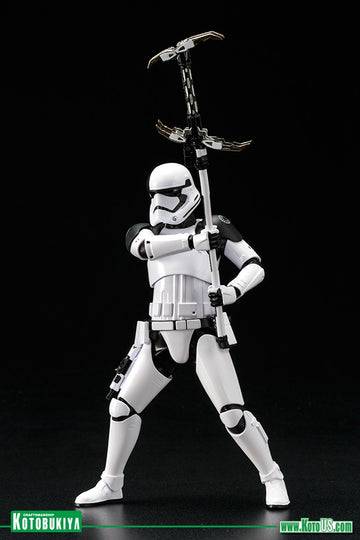 Star Wars The Last Jedi  First Order Stormtrooper Executioner Artfx+