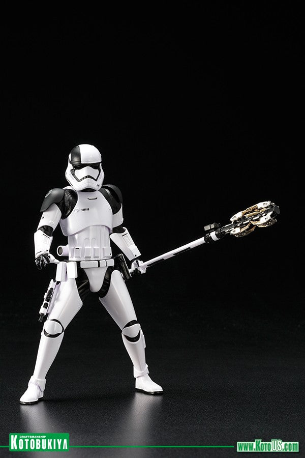 Star Wars The Last Jedi  First Order Stormtrooper Executioner Artfx+