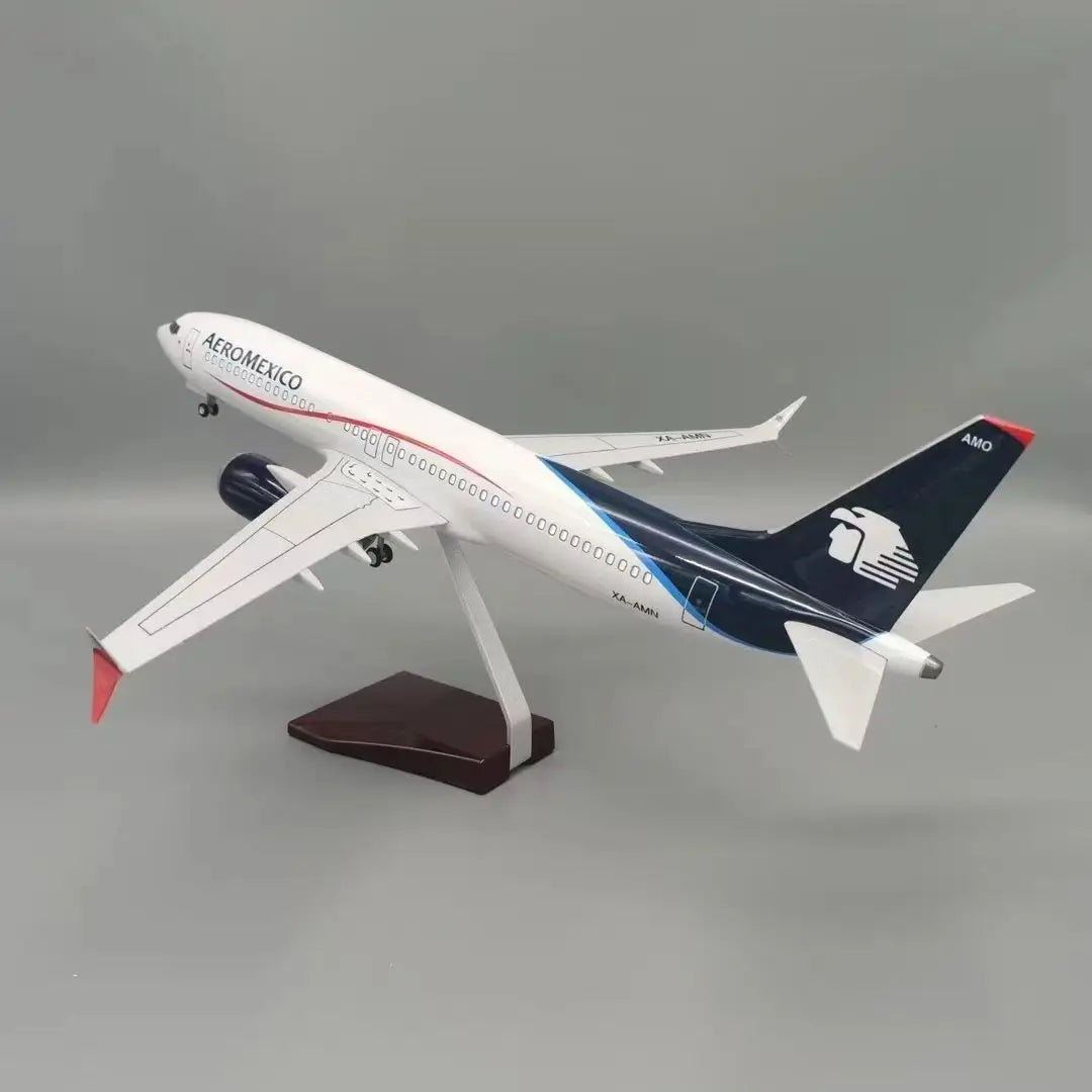 47CM 1:85 Scale B737 Model AEROMEXICO Mexico Airline With Base Landing Gears Aircraft Resin Plane Model For Collection Gift
