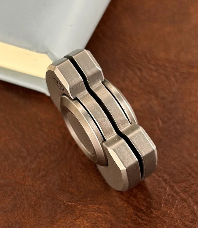 Metal Magnetic Slider Fidget Toy Transform Push Card Hand Spinner Mini Portable EDC Stress Relief Anti Anxiety Desk ToyforAdults