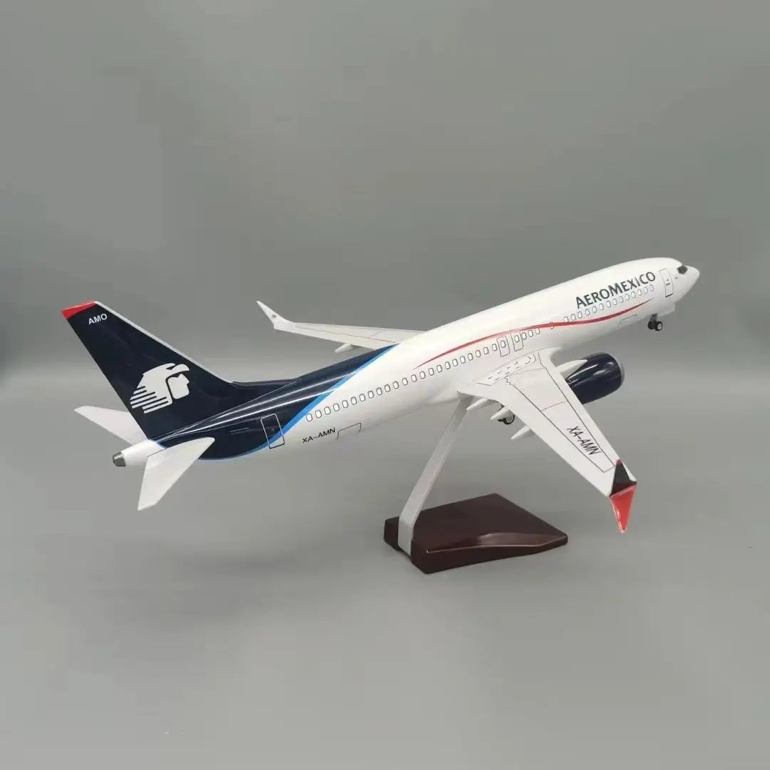 47CM 1:85 Scale B737 Model AEROMEXICO Mexico Airline With Base Landing Gears Aircraft Resin Plane Model For Collection Gift