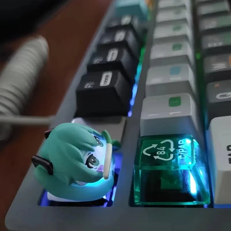 Hot Hatsune Miku DIY Keycaps Anime Personality Cross Axis PBT Mechanical Keyboard Keycap Cartoon Resin Keycaps Decoration Gifts