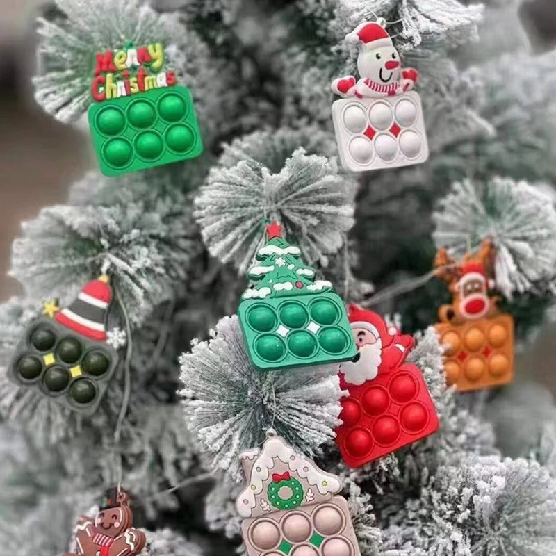 Christmas Keychain Fidget Toys Push Bubble Sensory Toys Santa Claus Elk Christmas Tree Keyrings for Kids Adult Christmas Gifts