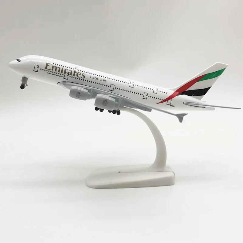 Plane Model Airbus A380 20cm Aircraft Model Emirates Metal Replica Alloy Material Aviation Simulation Airplanes Decoration